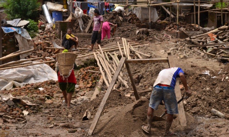 Sankhu community rebuilds their town.