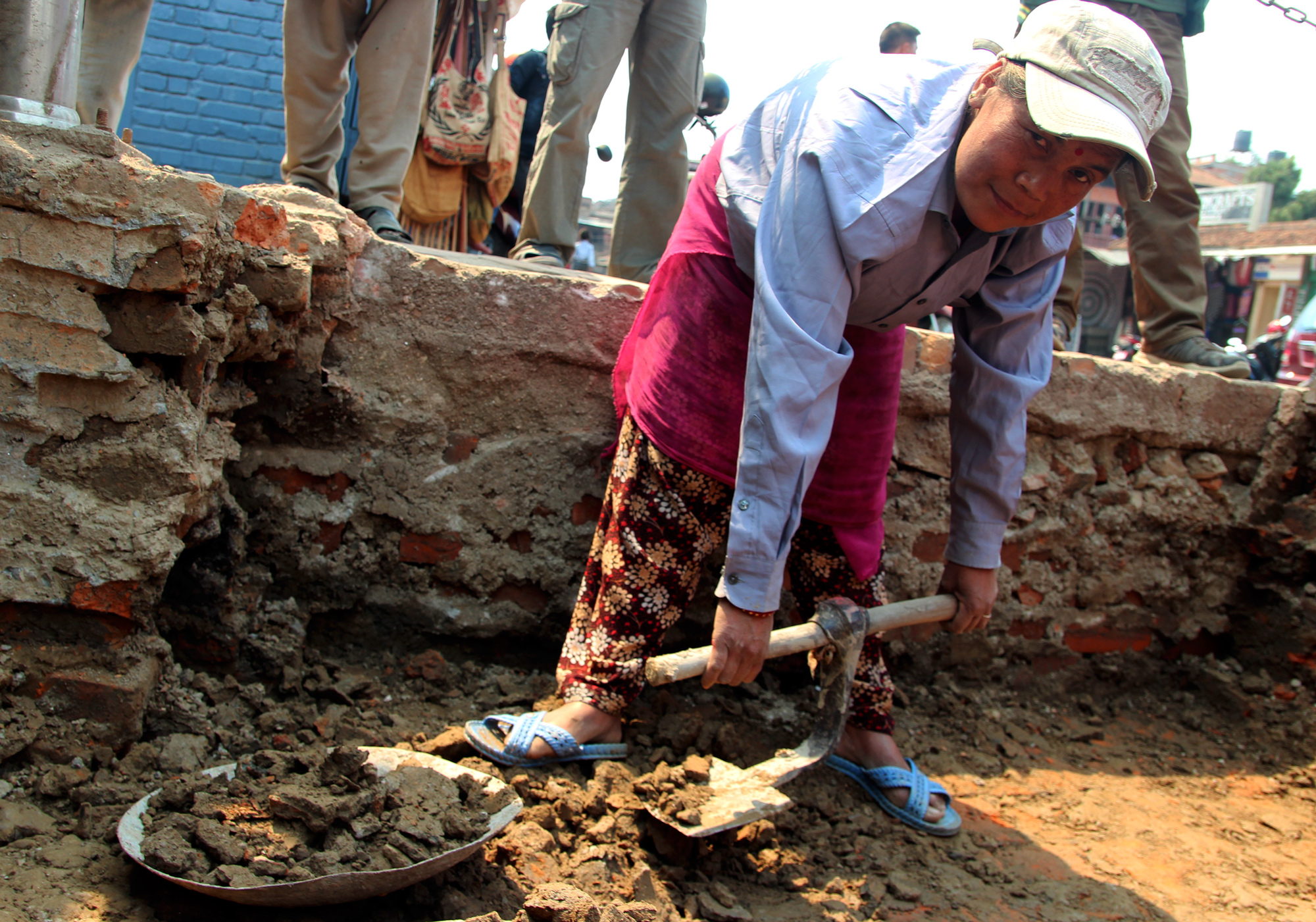 Construction worker Kumari Birbal, Bhaktapur Durbar Square, Nepal
